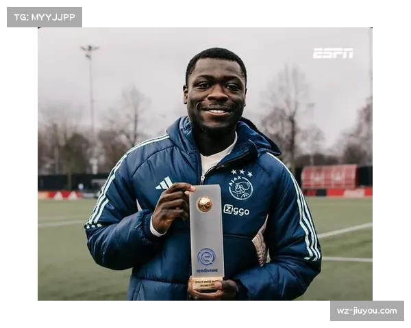 荷甲赛季奖项评选竞争激烈 多名球员表现值得认可